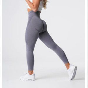 2 L NVGTN Leggings OBO